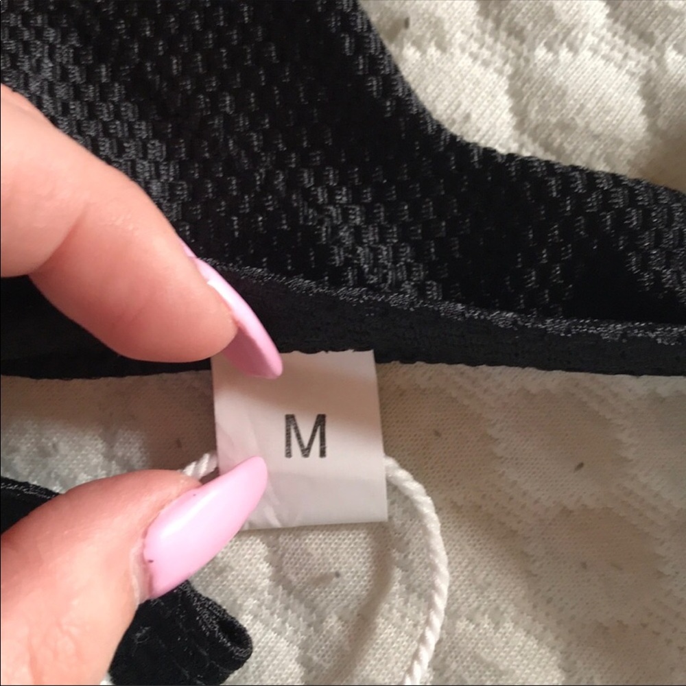 High Neck Scallop Bikini Top - Picture 4 of 4